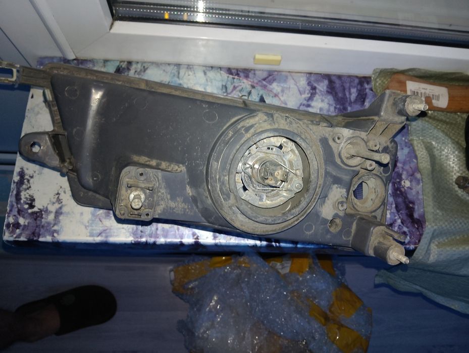 Фара Subaru legacy