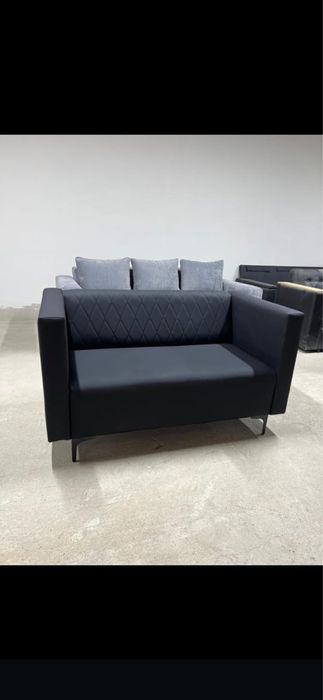 Кожаный диван. Удобный, стильный.