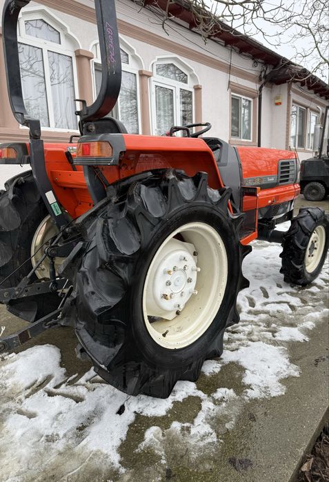 Kubota GL 320 | tractor japonez 4x4| motor in 3 cilindri