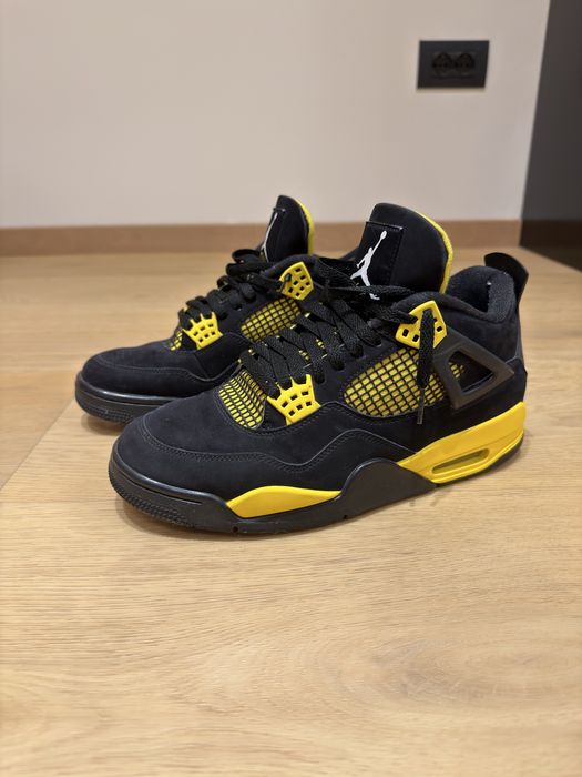 Jordan 4 yellow thunder