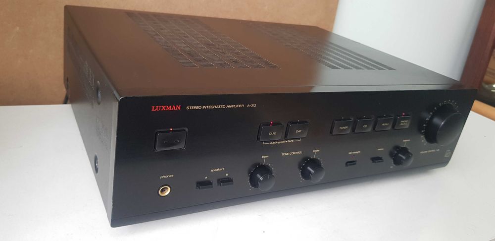 Luxman A 312 statie hi end amplificator stereo