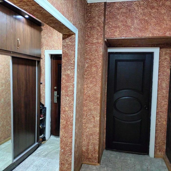 Зур локациядан 2-хонали квартира Сергели-6дан! факат оила ун квартира