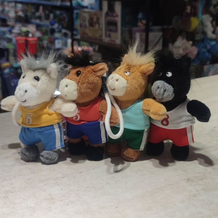 Брелок Лабубу,лошадка