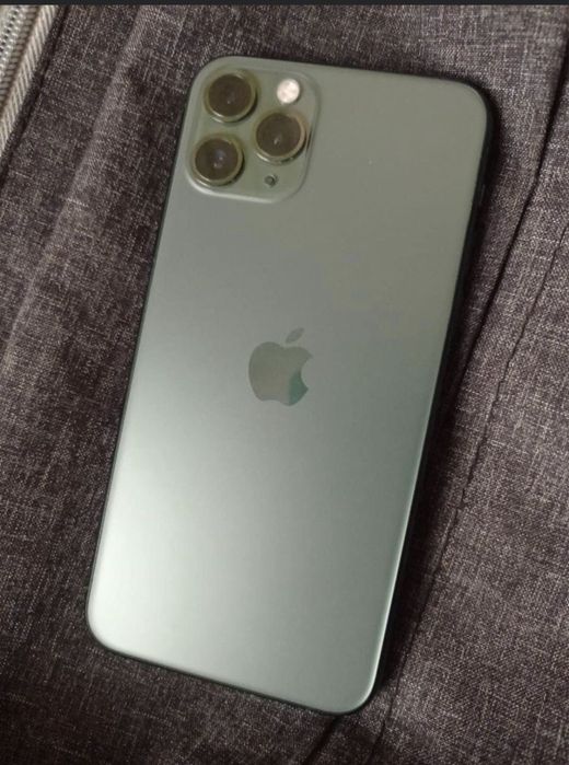 Iphone 11 pro green