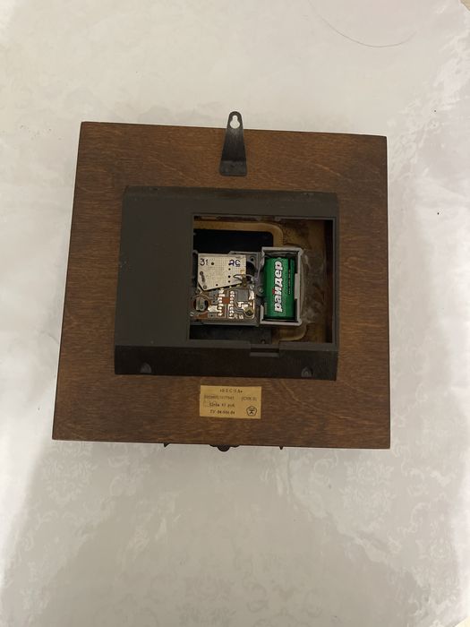 Часы настенные весна