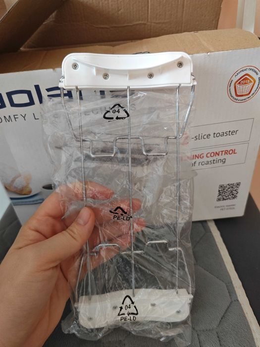 Продам тостер Polaris