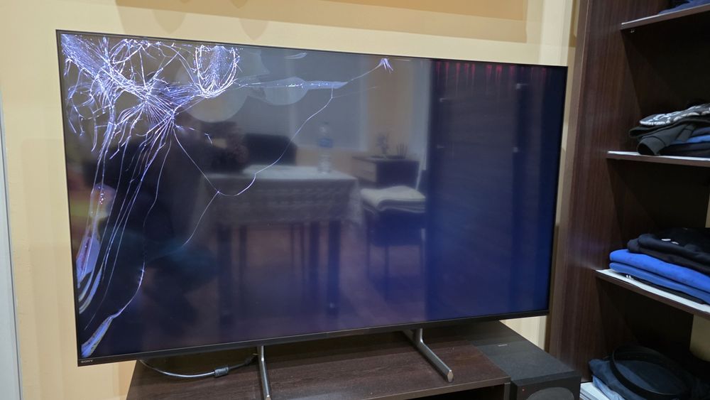 ТВ Sony KD-55X85L за ремонт