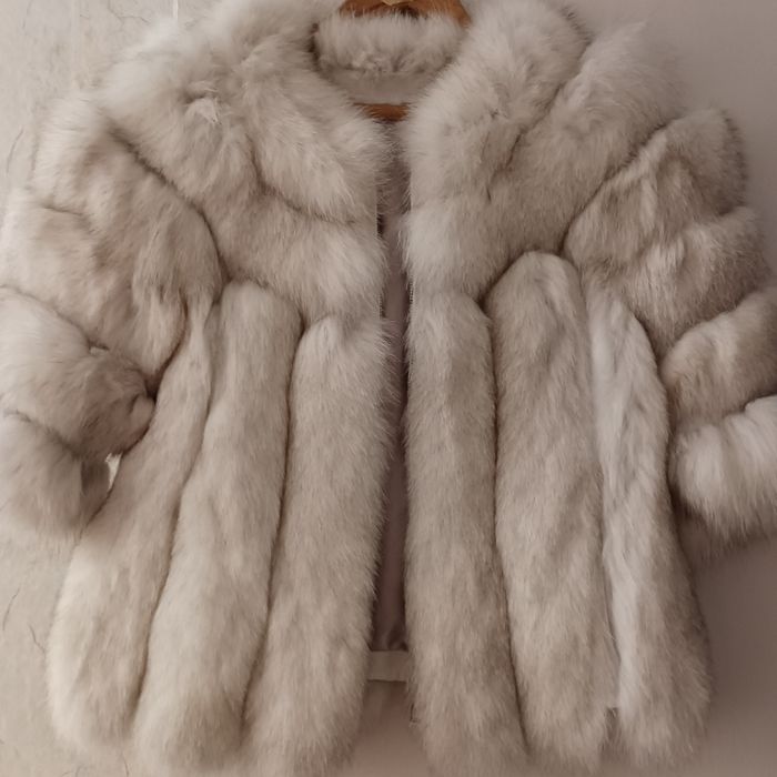 Дамско палто и яке.