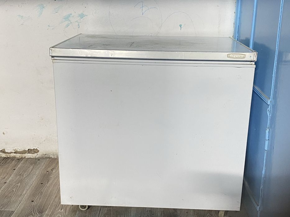 Морозильник Бирюса 240K 240 л белый