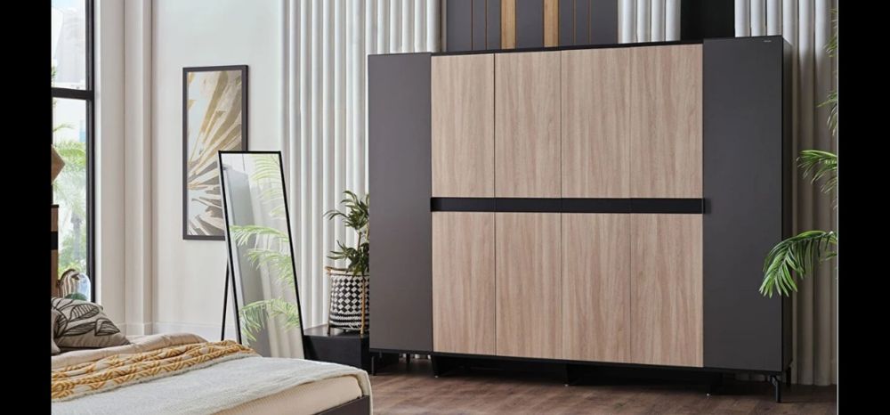 Гардероб за спалня