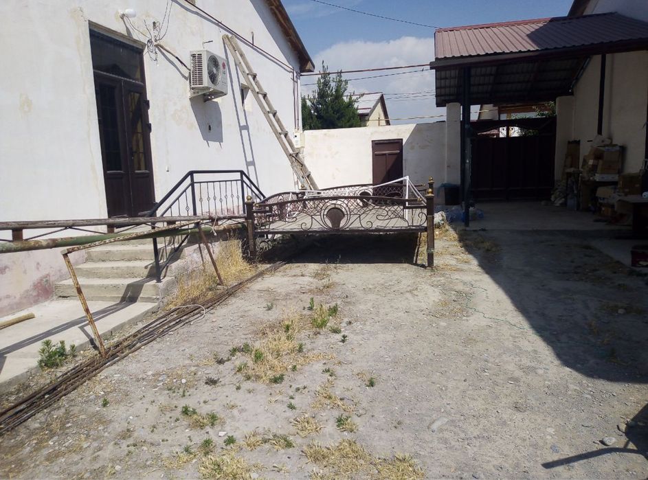 Ховли сотилади 6 сотих.,
