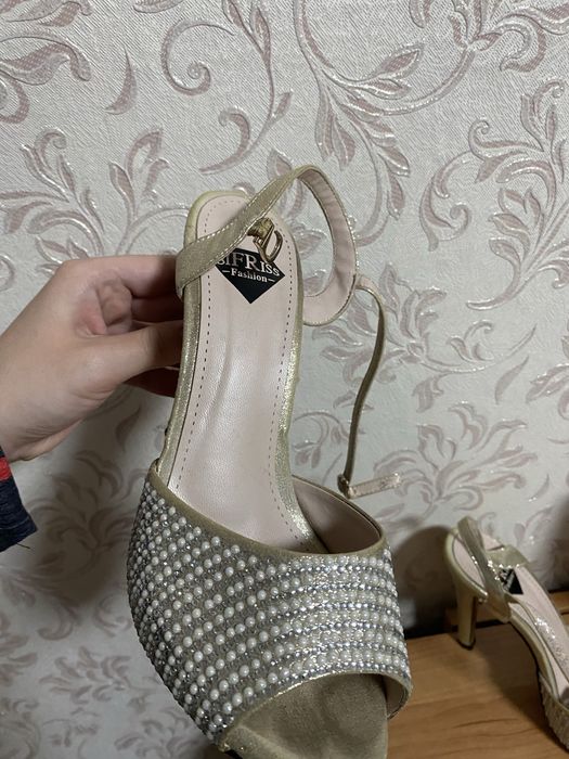 Продам туфли в хорошем состоянии