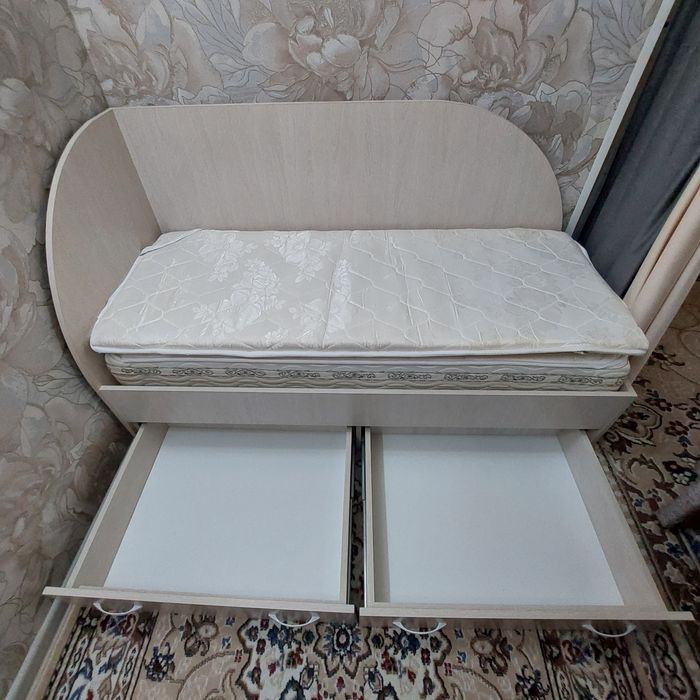 Срочно продам коечку