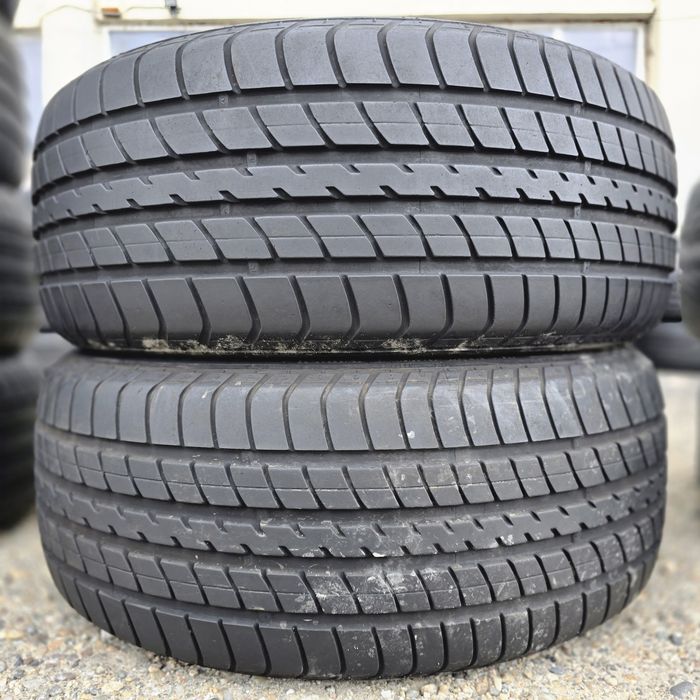 2x 205/55/16 VARA DUNLOP Stare impecabila