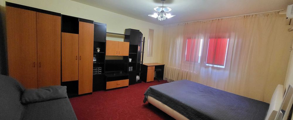 GARSONIERA, 40mp, Mall VIitan, Stradal