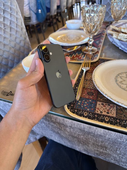 Iphone 16 yengi.