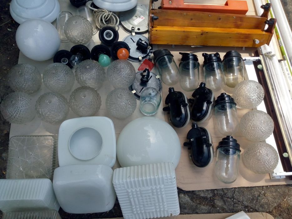 Улични за осветление на вътрешни и външни помещения ицата и згради