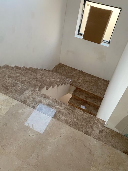 Glafuri\Pervaze si Trepte la comanda- Marmura, Granit, Travertin