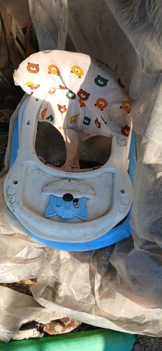 Продаю детский ходунки