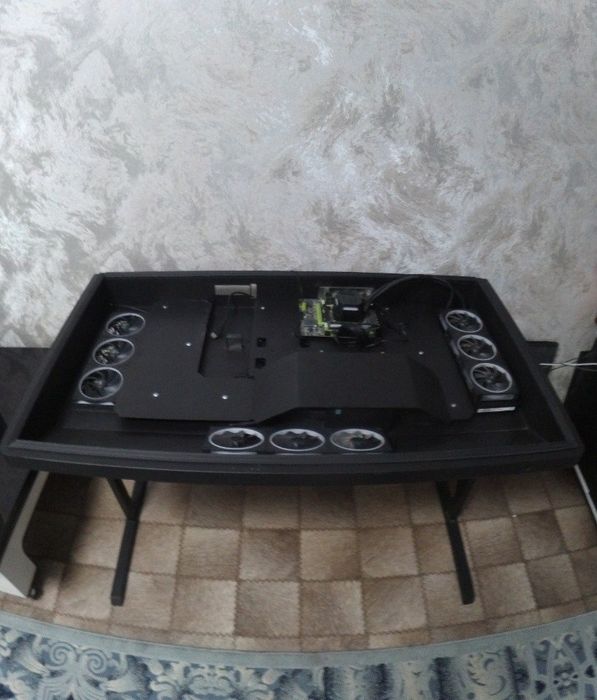 Продается стол корпус