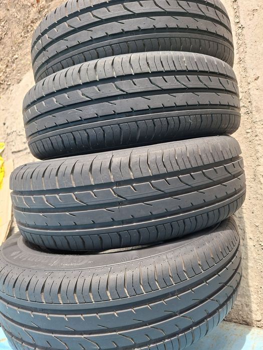 Продам шины 195/65/15 континенталь