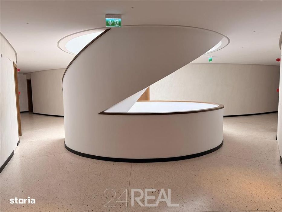 Apartament 4 camere, superb Pipera, cladire exclusivista, 250mp curte