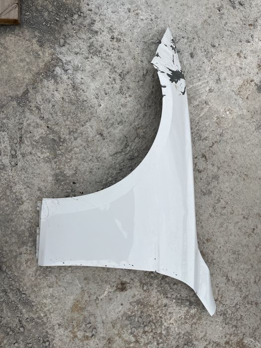 Крыло БМВ Ф30 продам