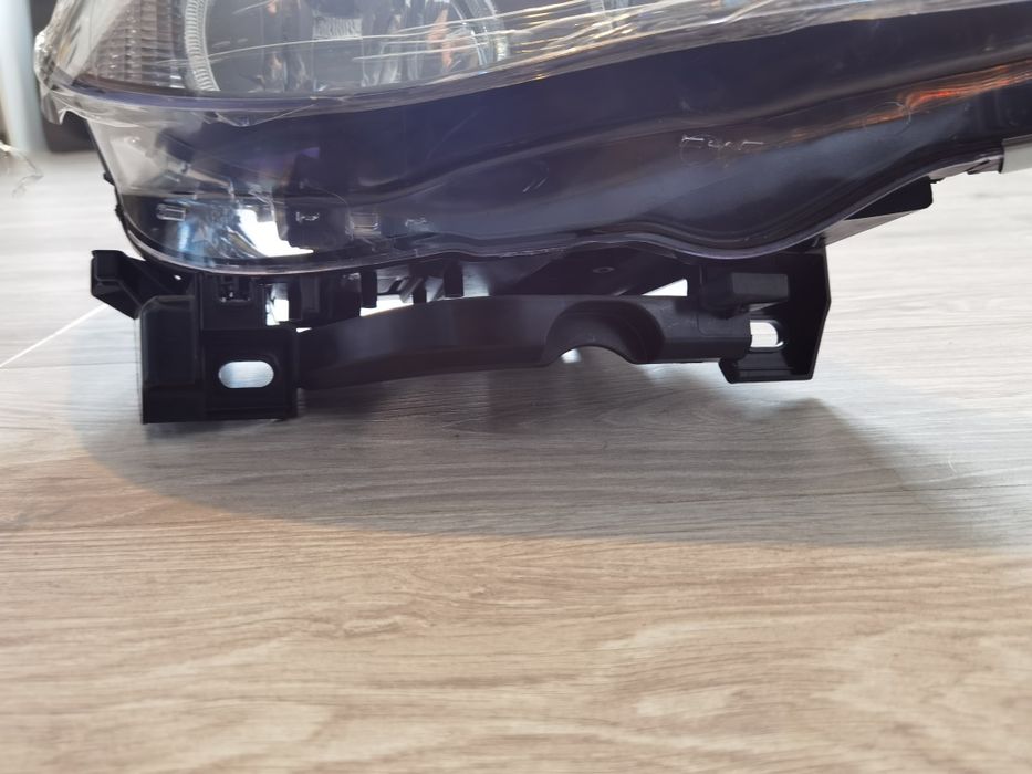 Far dreapta bmw e60 nou import Germania