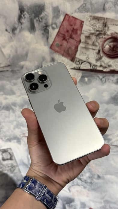iPhone 15 Pro Max