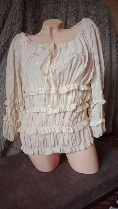 Продам кофточки.