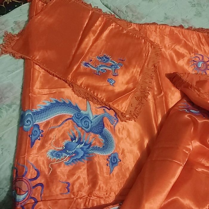 Вьетнамский  комплект  покрывало