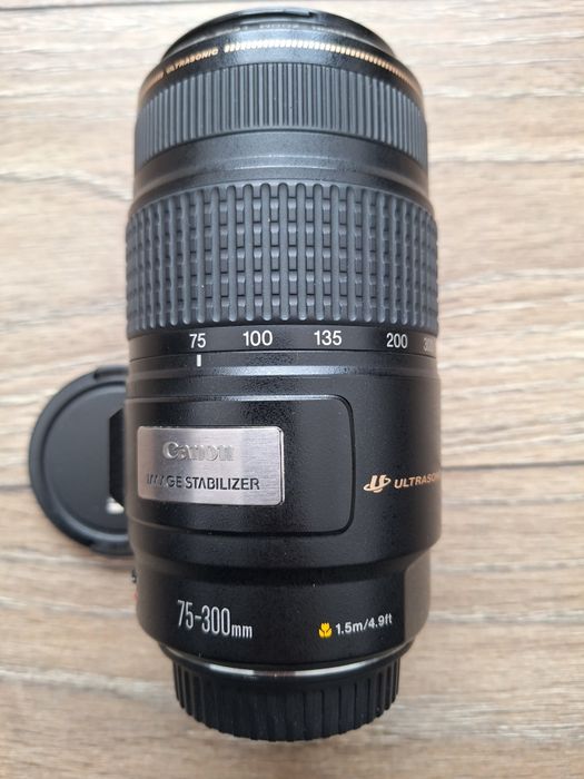 Obiectiv foto Canon 75-300mm IS USM