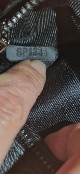 Чанта Louis Vuitton bumbag
