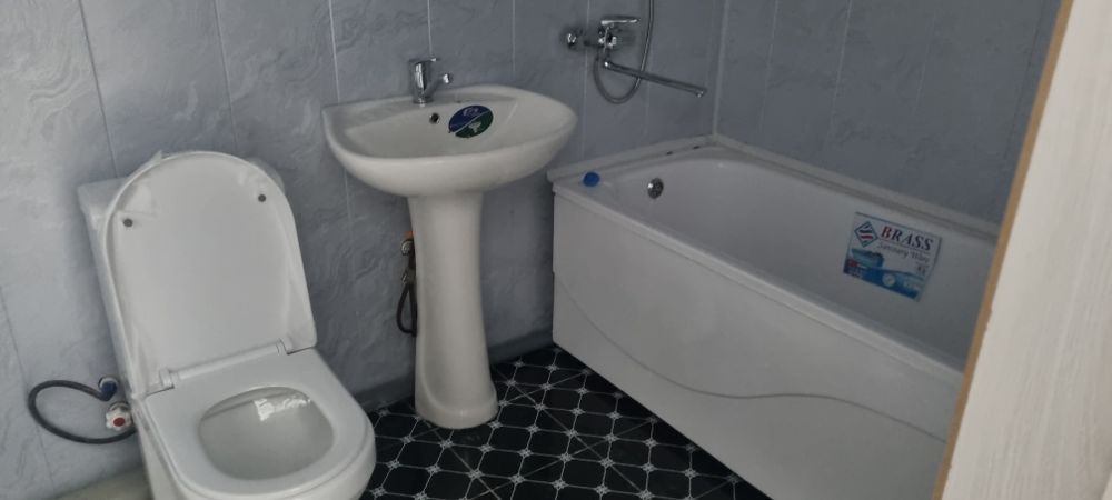 2хонали 400 кв подвал билан