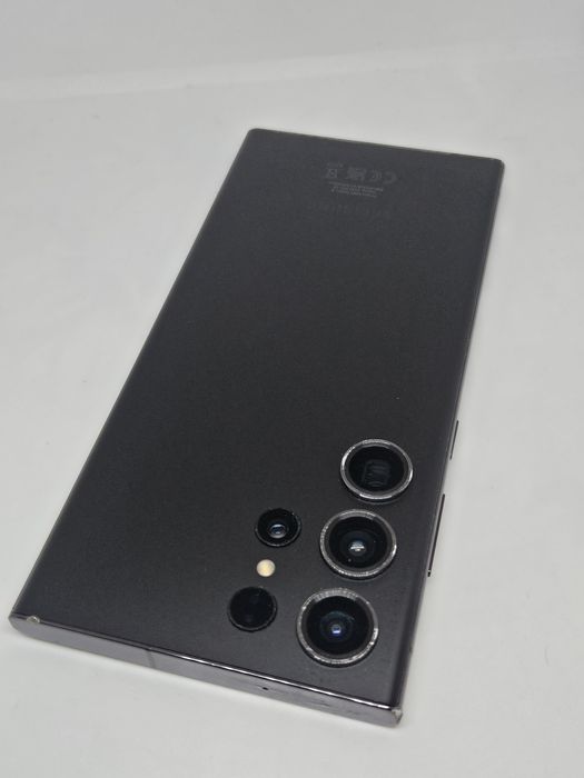 ТОП. Samsung Galaxy S23 Ultra 5G 256Gb/8Ram Black + Кабел