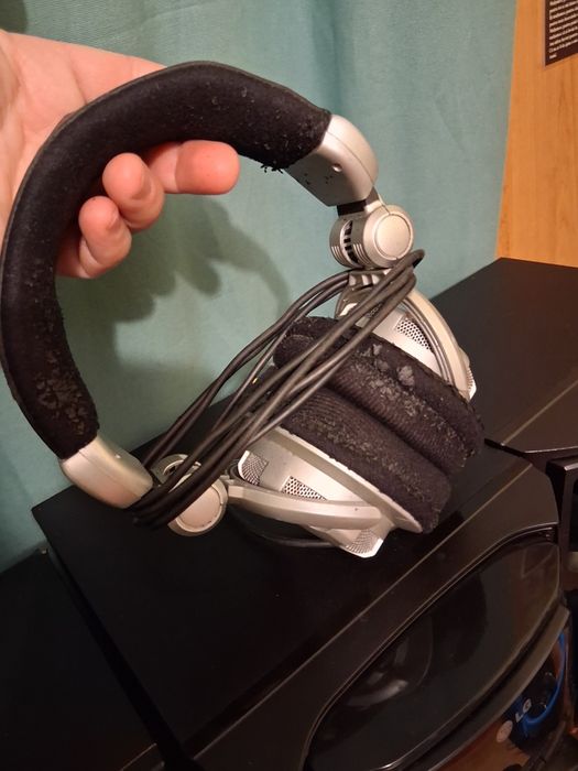 Casti de DJ:  Behringer hpx 2000  , over-ear , inalta dinamica sonora