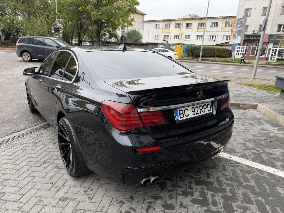 BMW Seria 7 2012 — imagine 5