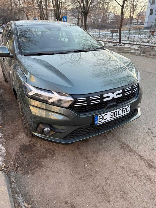 Vând Dacia logan Journey GPL în garanție