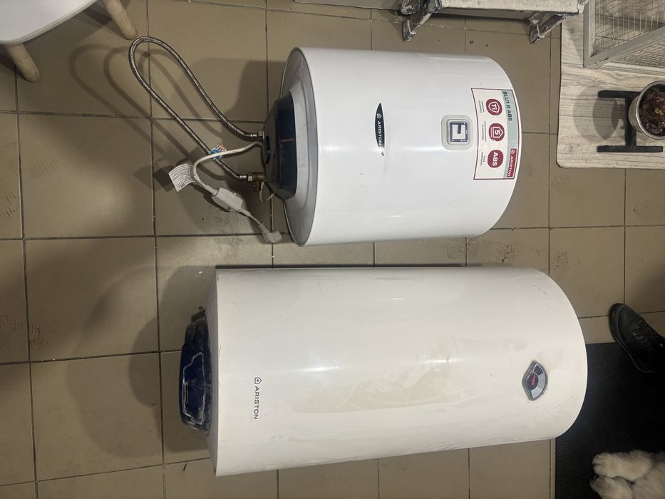 Аристоны 50 и 100 литров.Рабочие