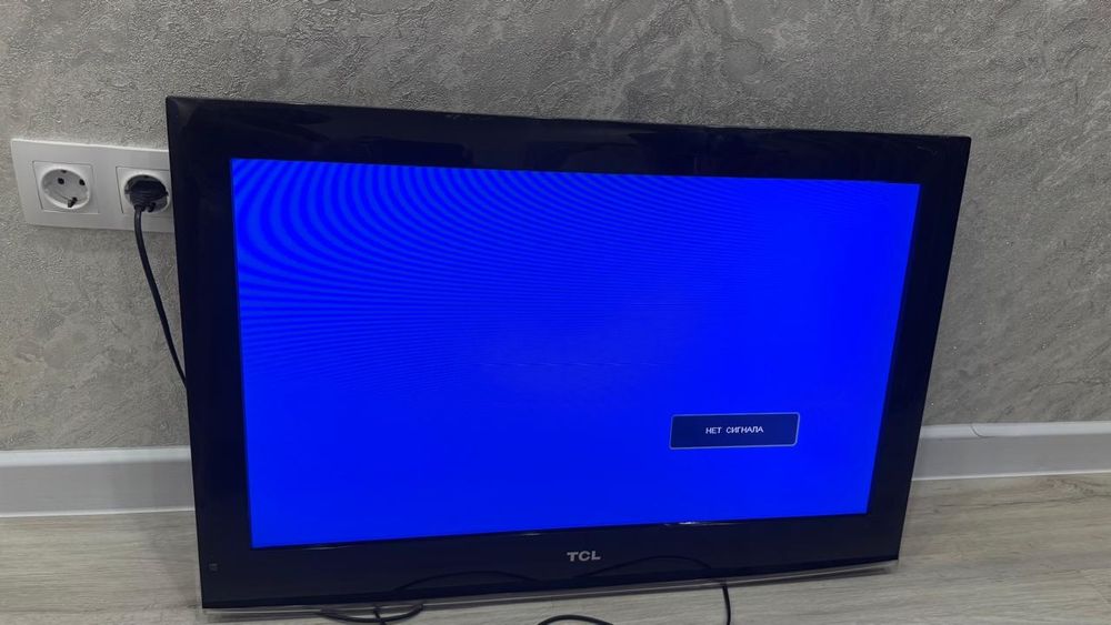 Продам телевизор TCL