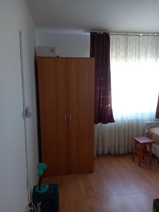 Vand garsoniera zona centrală, cu îmbunătățiri