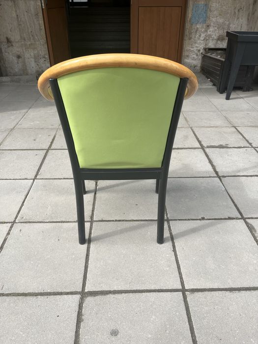 Продавам столове