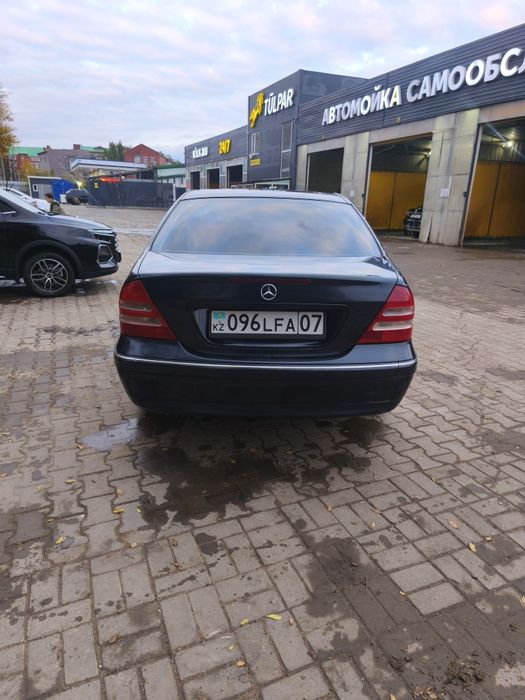 Продам Мерс с200