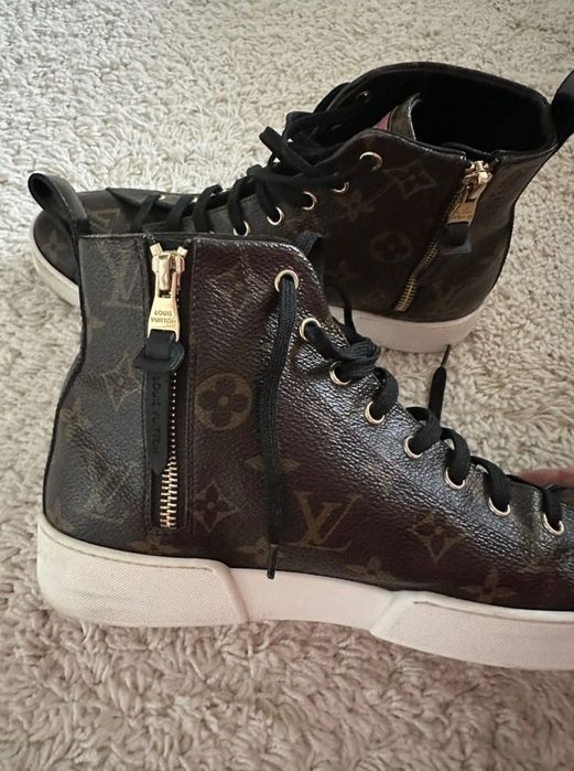 Маратонки Louis Vuitton