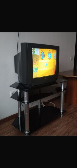 ПродамТелевизор  с тумбочкой