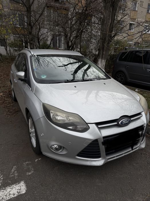 Vand Ford focus 3 an 2012 oferta pana in 10ian