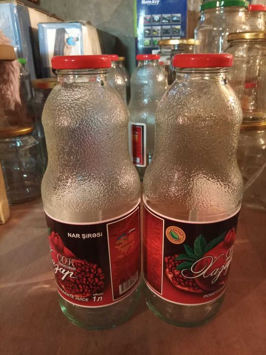 продам литровые бутылки из под сока