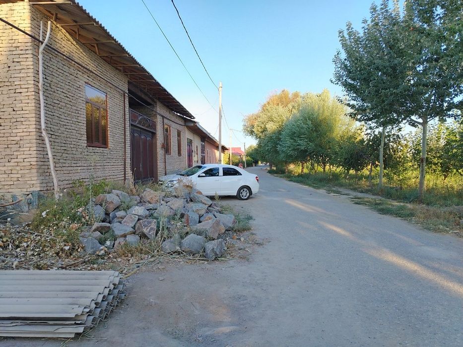 Ховли сотилади кармана туман да