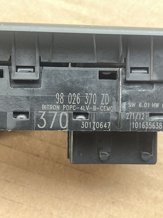 Butoane peugeot 508 2012-2018 cod 96662118 di 98026370
