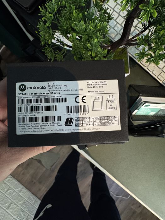 Magazin Vinde Motorola Edge 50 Ultra 1TB Forest Gray Impecabil